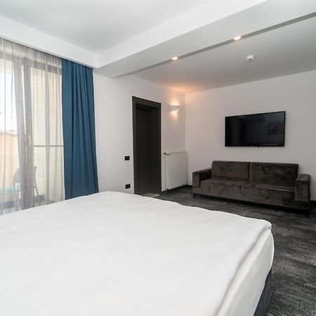 Hotel Vigo, เอโฟริเอนอร์ด ภายนอก รูปภาพ